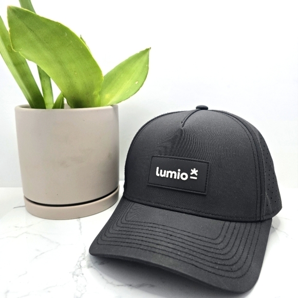Luminoblack nylon logo monochrome sporty adjustable hatUnisex